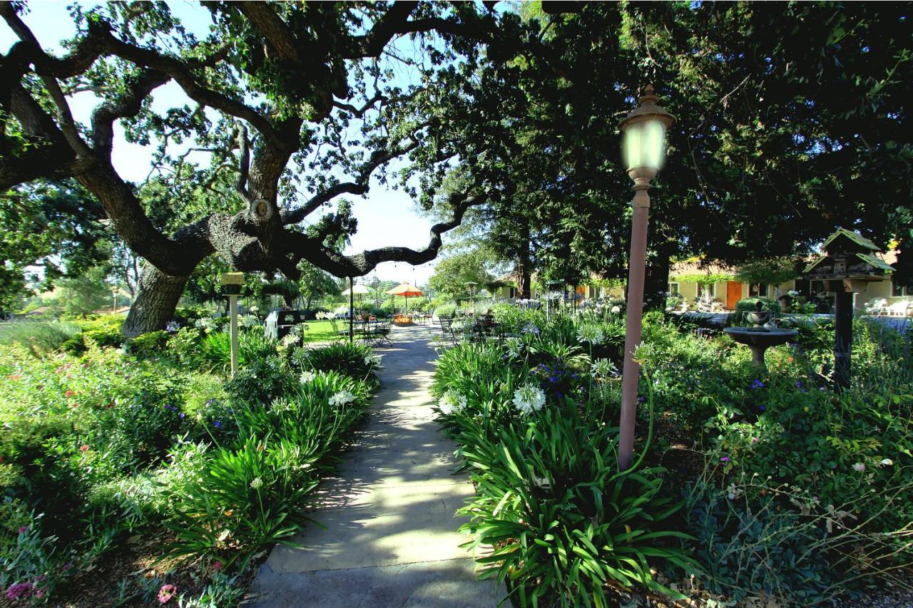 Meadowlark Inn Solvang Exterior photo